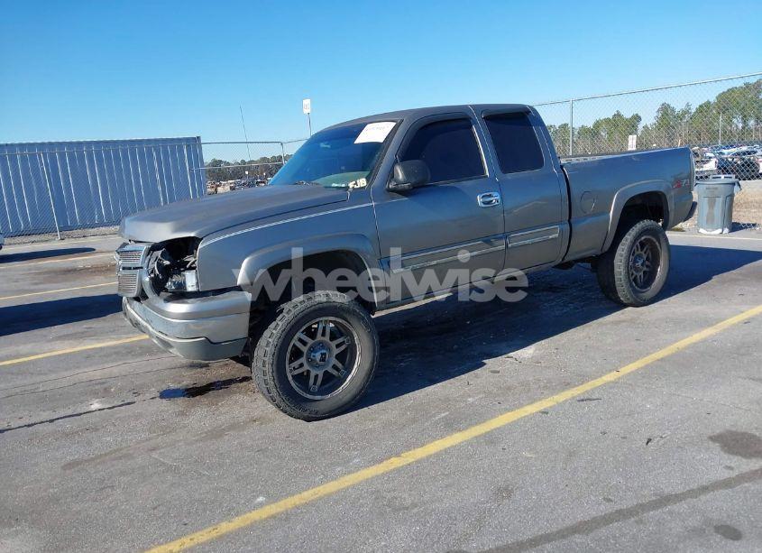 Photo 2 of 2007 Chevrolet Silverado 1500 CLASSIC LT1 (VIN 1GCEK19Z97Z170547)