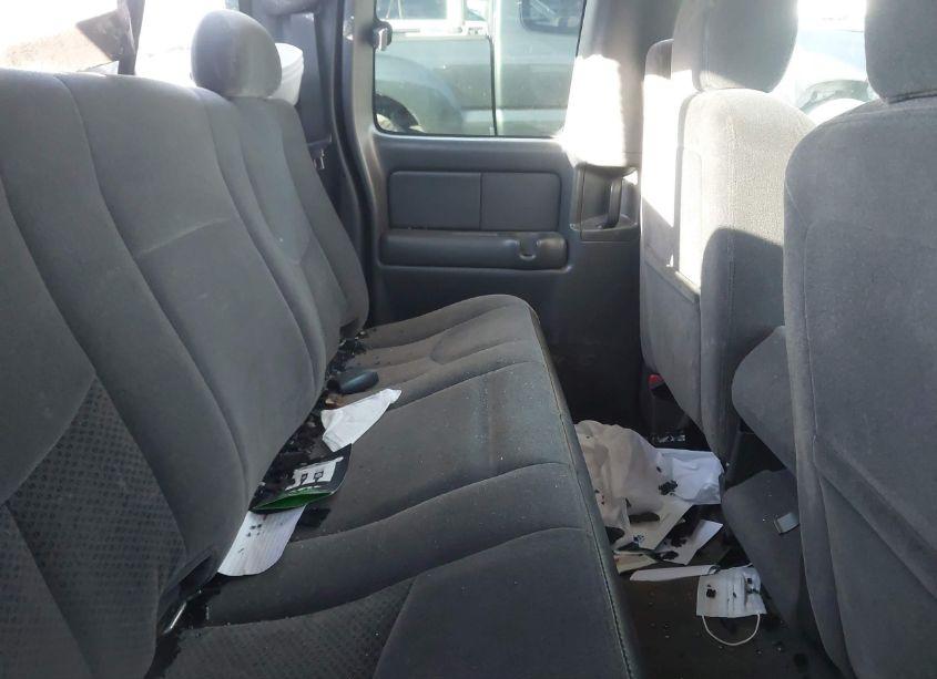 Photo 8 of 2005 Chevrolet Silverado 1500 Z71 (VIN 1GCEK19ZX5Z130085)