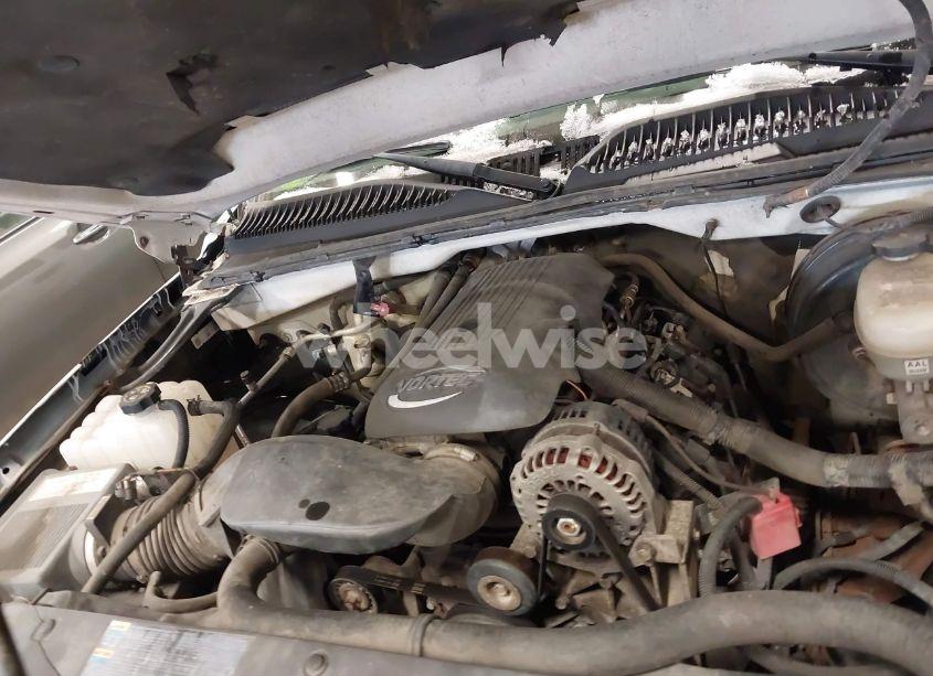 Photo 10 of 2006 Chevrolet Silverado 1500 LT1 (VIN 1GCEK19ZX6Z200539)