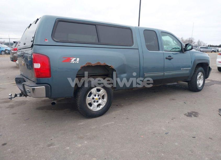 Photo 4 of 2009 Chevrolet Silverado 1500 LT (VIN 1GCEK29009Z108562)