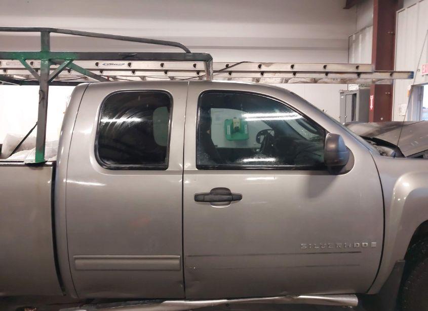 Photo 14 of 2009 Chevrolet Silverado 1500 LT (VIN 1GCEK29029Z120986)