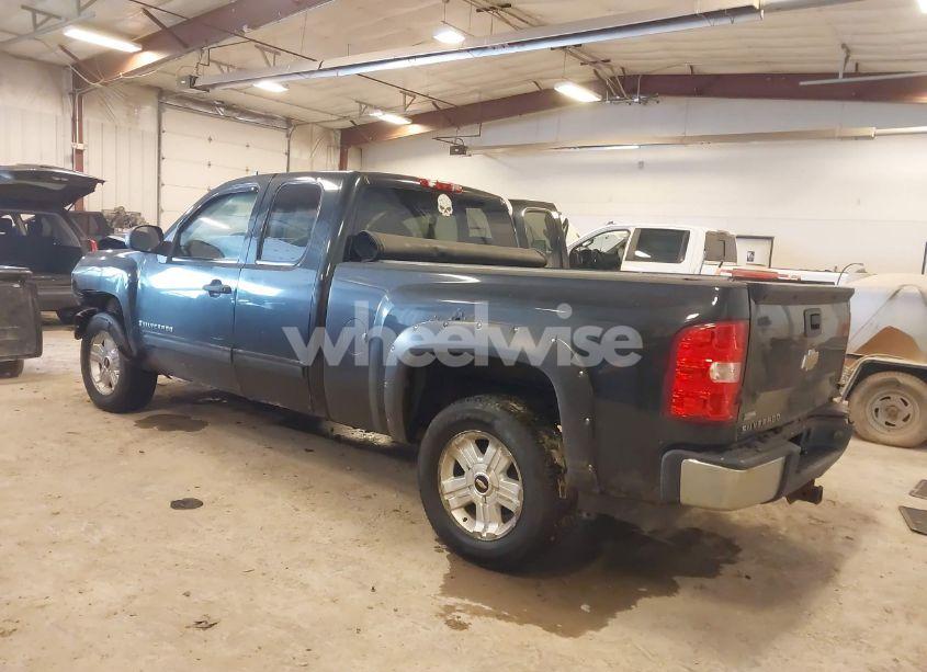 Photo 3 of 2009 Chevrolet Silverado 1500 LT (VIN 1GCEK29029Z123869)
