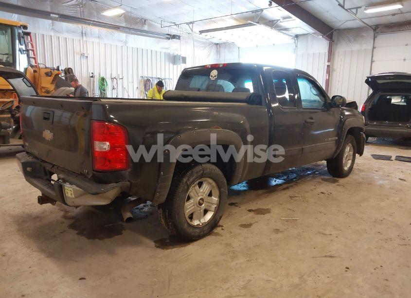 Photo 4 of 2009 Chevrolet Silverado 1500 LT (VIN 1GCEK29029Z123869)