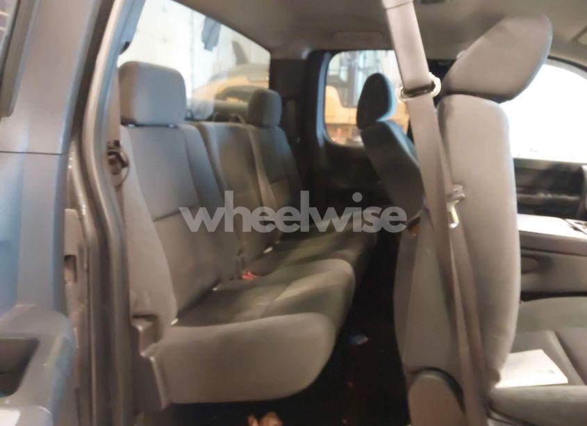 Photo 8 of 2009 Chevrolet Silverado 1500 LT (VIN 1GCEK29029Z123869)
