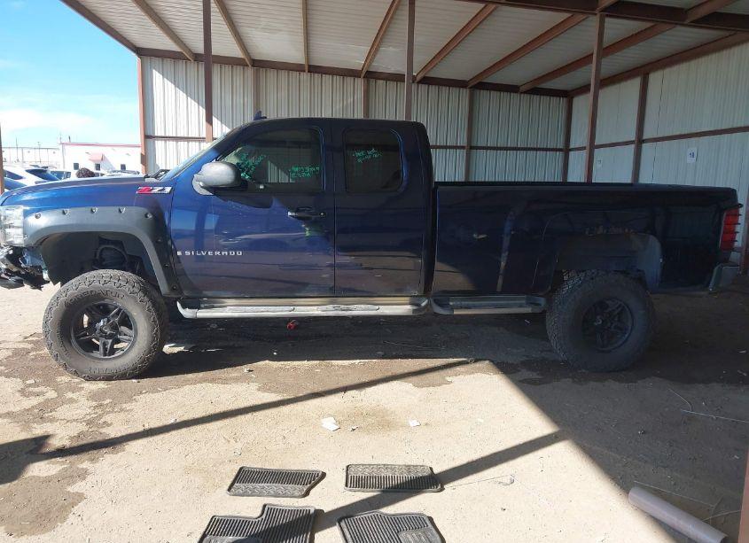 Photo 14 of 2009 Chevrolet Silverado 1500 LT (VIN 1GCEK29049E162325)