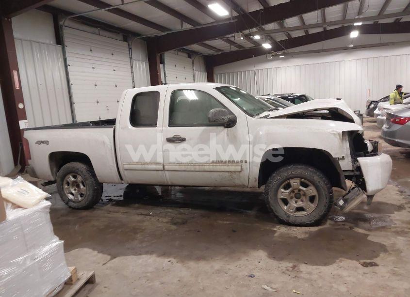 Photo 13 of 2009 Chevrolet Silverado 1500 LT (VIN 1GCEK29049Z105986)