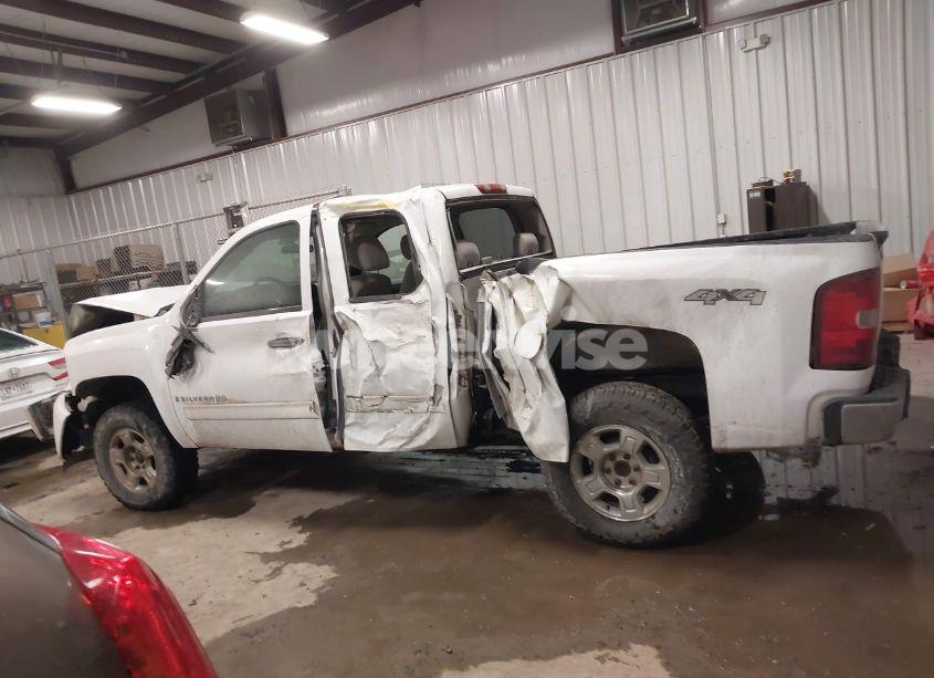 Photo 14 of 2009 Chevrolet Silverado 1500 LT (VIN 1GCEK29049Z105986)