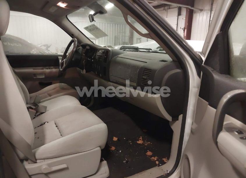 Photo 5 of 2009 Chevrolet Silverado 1500 LT (VIN 1GCEK29049Z105986)