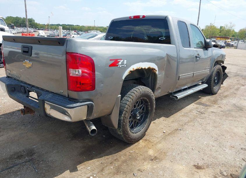 Photo 4 of 2009 Chevrolet Silverado 1500 LT (VIN 1GCEK29059Z167431)