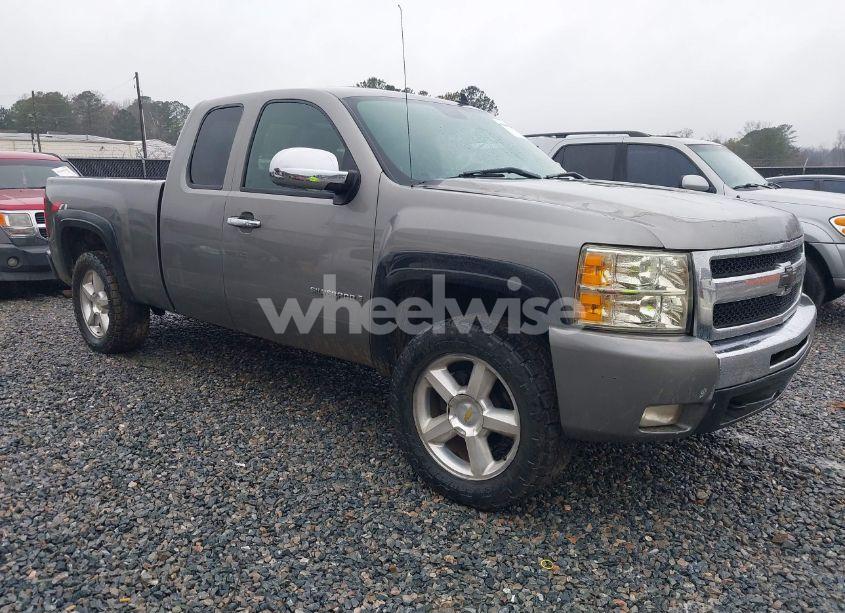 2009 Chevrolet Silverado 1500 LT (VIN 1GCEK29069Z125916) main photo