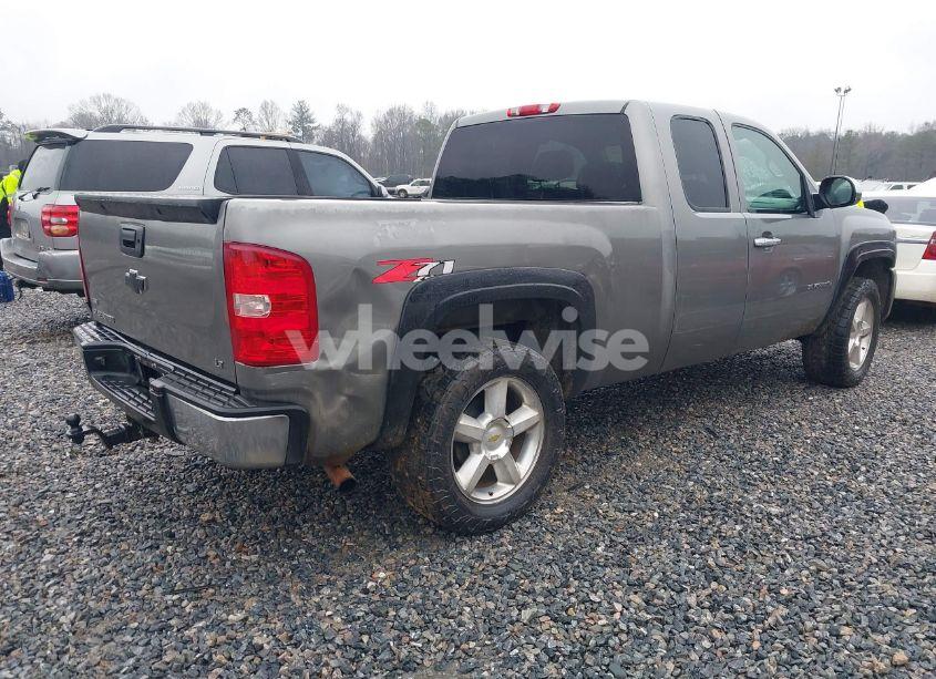 Photo 4 of 2009 Chevrolet Silverado 1500 LT (VIN 1GCEK29069Z125916)
