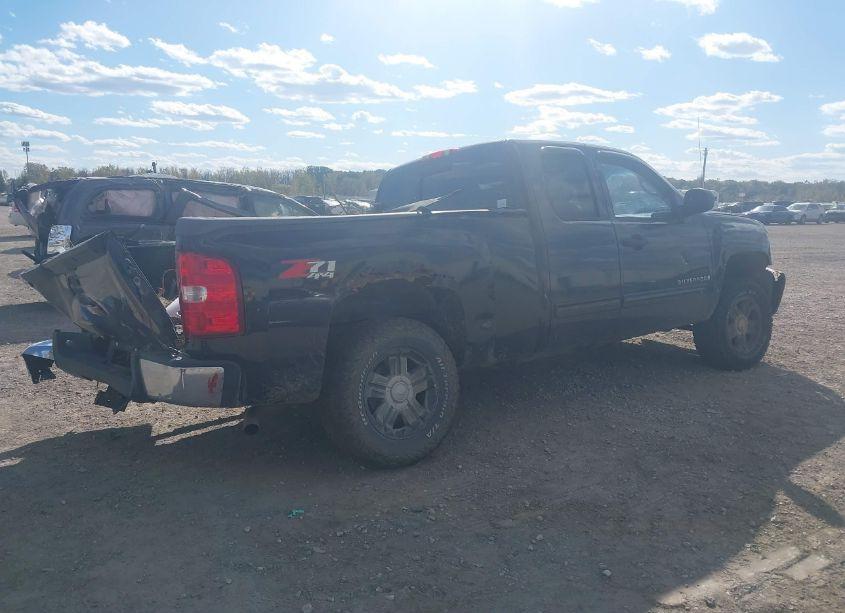 Photo 4 of 2009 Chevrolet Silverado 1500 LT (VIN 1GCEK29069Z209363)