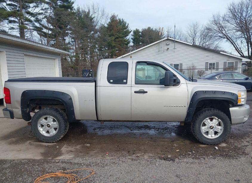 Photo 13 of 2009 Chevrolet Silverado 1500 LT (VIN 1GCEK29089Z112424)