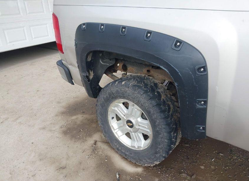 Photo 18 of 2009 Chevrolet Silverado 1500 LT (VIN 1GCEK29089Z112424)