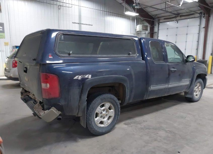Photo 4 of 2009 Chevrolet Silverado 1500 LT (VIN 1GCEK29089Z229811)