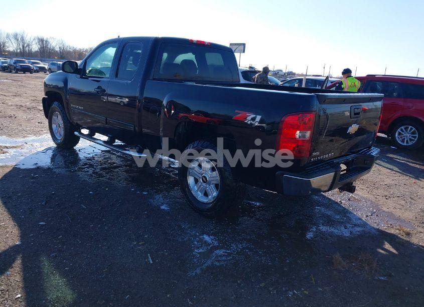 Photo 3 of 2009 Chevrolet Silverado 1500 LT (VIN 1GCEK29089Z279124)