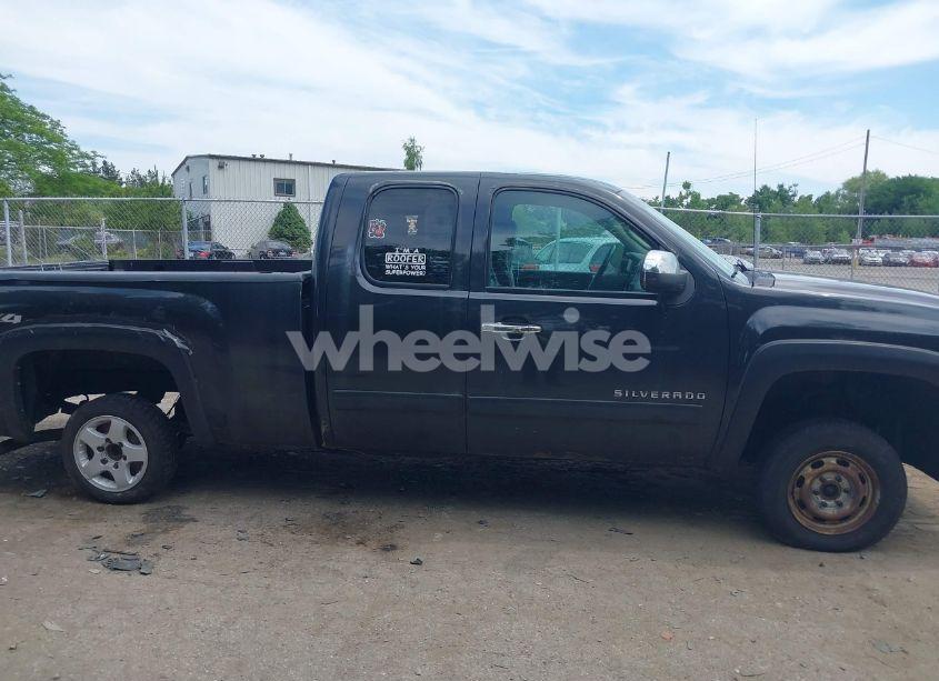 Photo 13 of 2009 Chevrolet Silverado 1500 LT (VIN 1GCEK29C09Z290404)