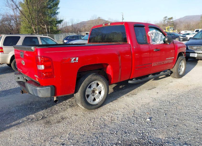 Photo 4 of 2009 Chevrolet Silverado 1500 LT (VIN 1GCEK29J29Z266183)