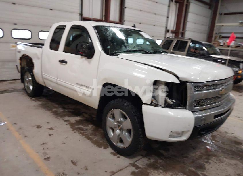 2009 Chevrolet Silverado 1500 LT (VIN 1GCEK29J39Z103946) main photo