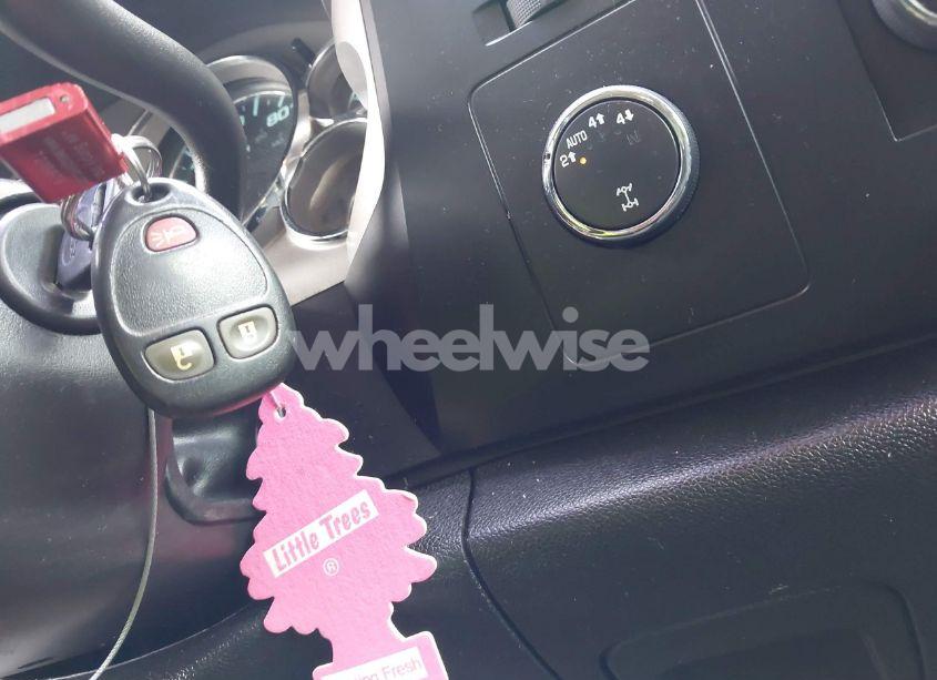 Photo 11 of 2009 Chevrolet Silverado 1500 LT (VIN 1GCEK29JX9Z210461)