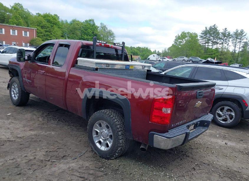 Photo 3 of 2009 Chevrolet Silverado 1500 LT (VIN 1GCEK29JX9Z210461)