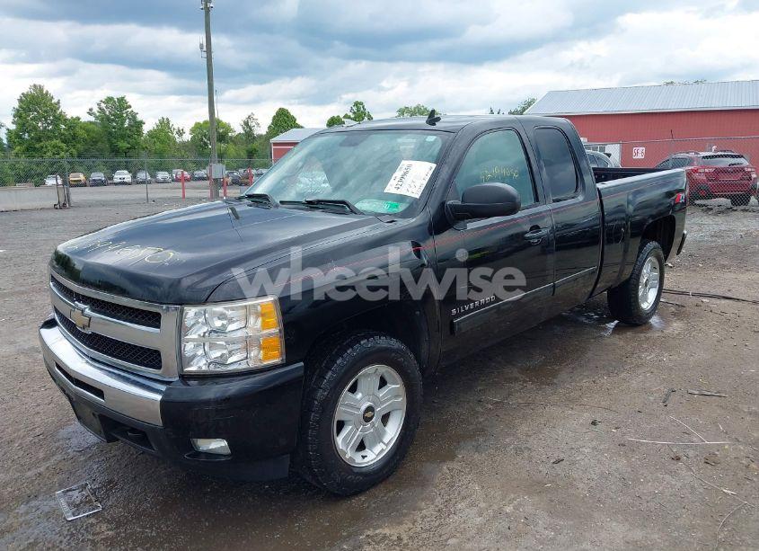 Photo 2 of 2009 Chevrolet Silverado 1500 LT (VIN 1GCEK29JX9Z297682)
