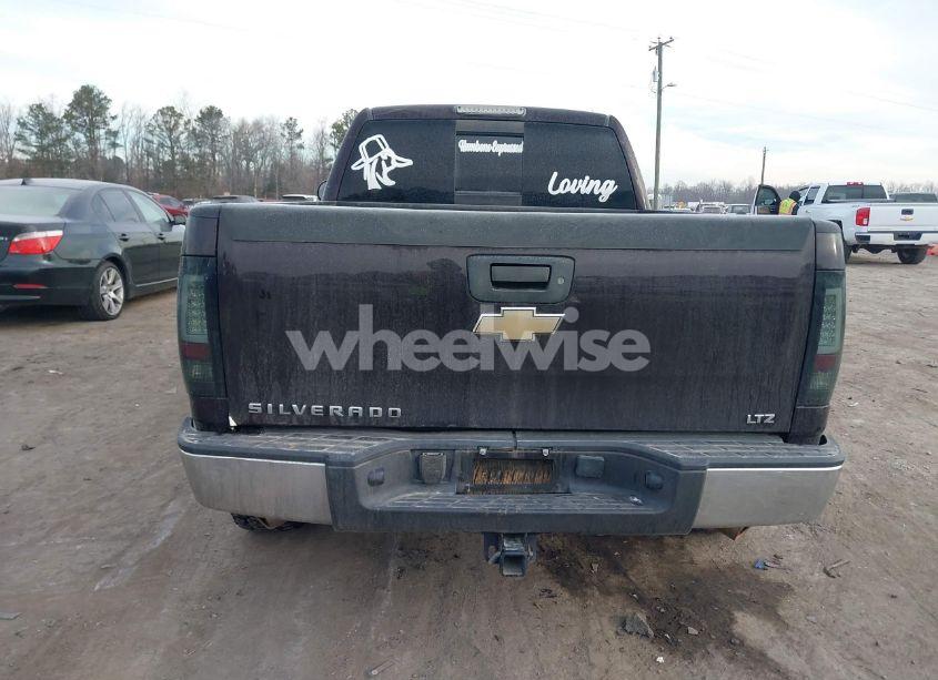 Photo 16 of 2009 Chevrolet Silverado 1500 LTZ (VIN 1GCEK39J09Z200009)