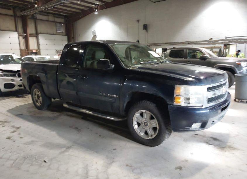 2009 Chevrolet Silverado 1500 LTZ (VIN 1GCEK39J19Z274622) main photo