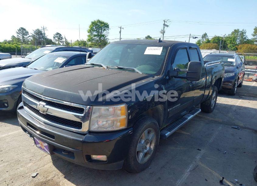 Photo 2 of 2009 Chevrolet Silverado 1500 LTZ (VIN 1GCEK39J59Z182591)