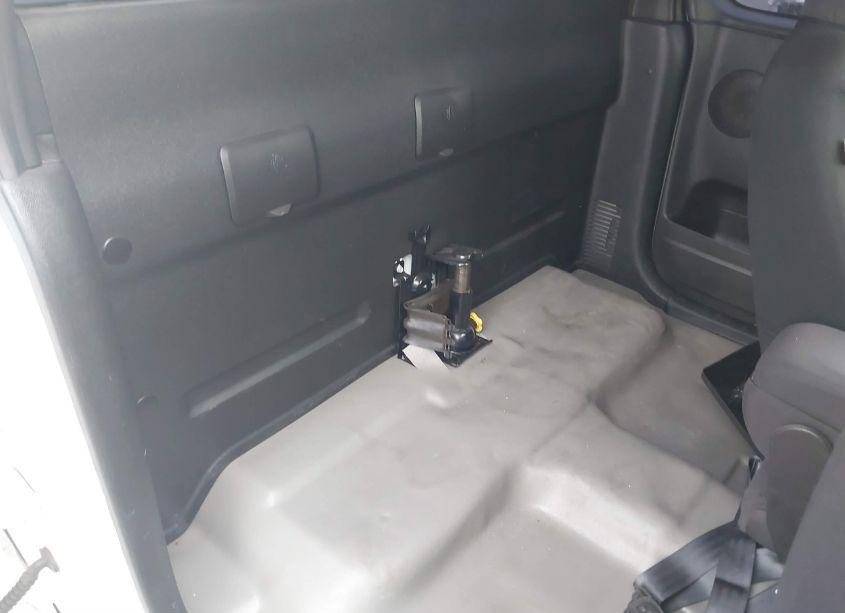 Photo 8 of 2012 Chevrolet Colorado WORK TRUCK (VIN 1GCESBFEXC8163940)