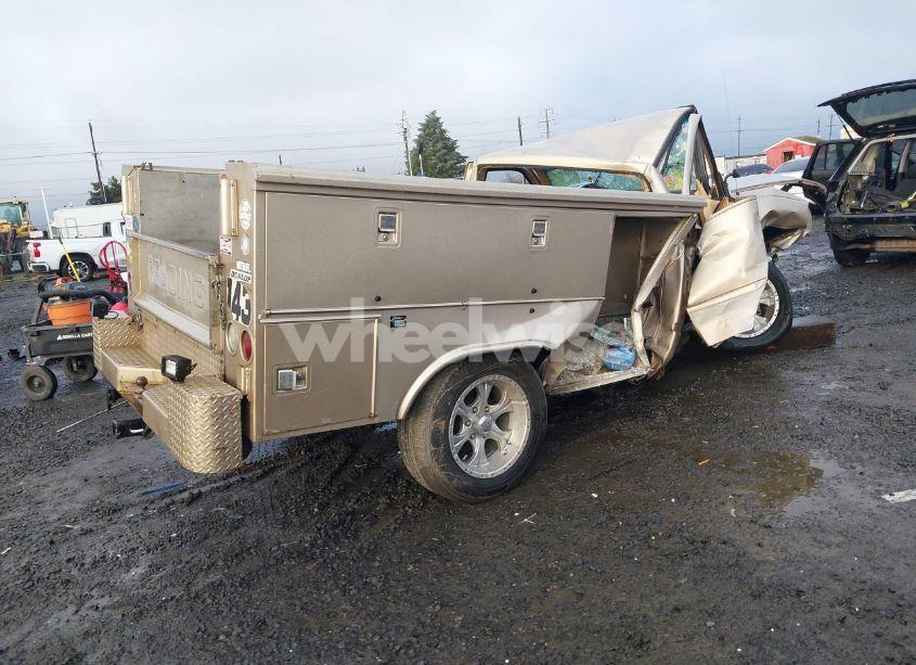 Photo 4 of 1988 Chevrolet Gmt-400 C2500 (VIN 1GCFC24H0JE193719)