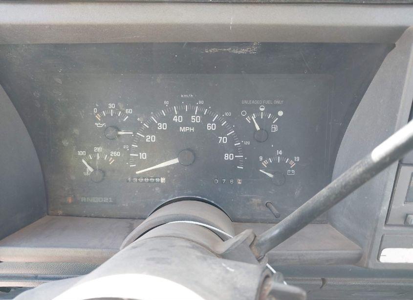 Photo 7 of 1992 Chevrolet Gmt-400 C2500 (VIN 1GCFC24H0NE216468)