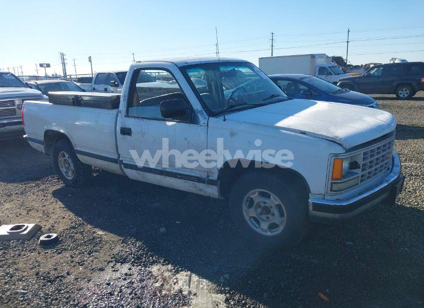 1988 Chevrolet Gmt-400 C2500 (VIN 1GCFC24K1JE101478) main photo