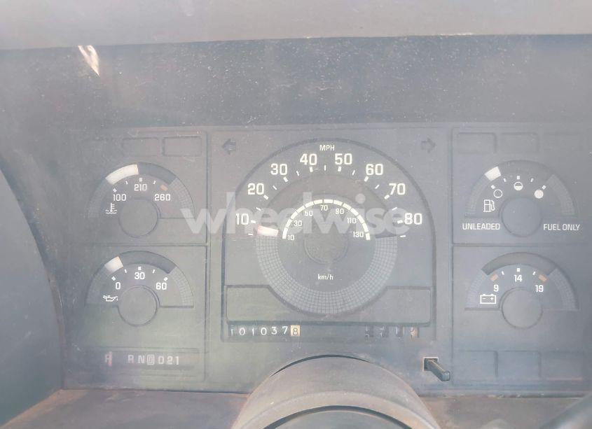 Photo 7 of 1989 Chevrolet Gmt-400 C2500 (VIN 1GCFC24K6KE103258)