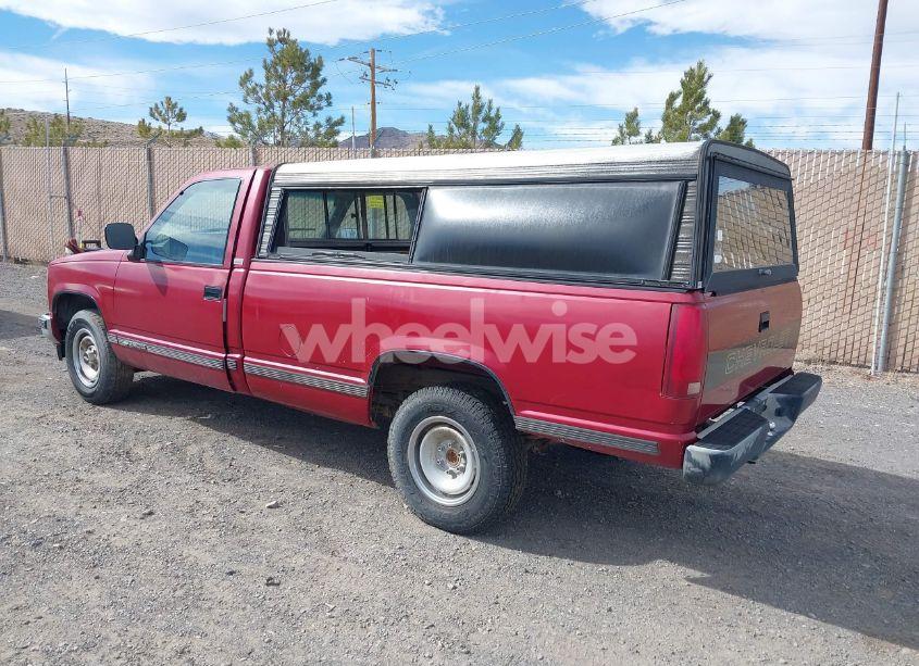 Photo 3 of 1990 Chevrolet Gmt-400 C2500 (VIN 1GCFC24K8LE135050)