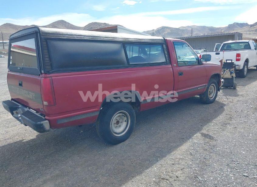 Photo 4 of 1990 Chevrolet Gmt-400 C2500 (VIN 1GCFC24K8LE135050)