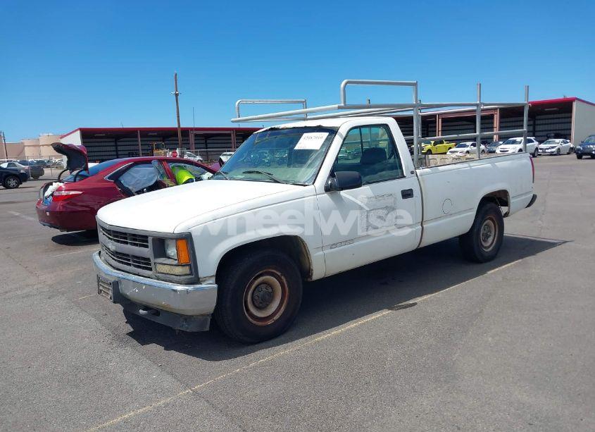 Photo 2 of 1997 Chevrolet C2500 FLEETSIDE (VIN 1GCFC24M3VZ229771)