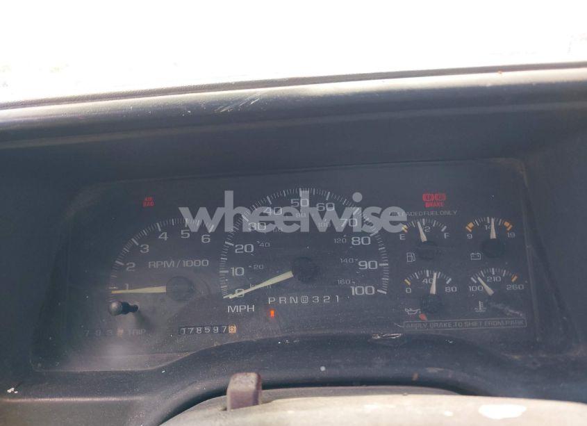 Photo 7 of 1997 Chevrolet C2500 FLEETSIDE (VIN 1GCFC24M3VZ229771)