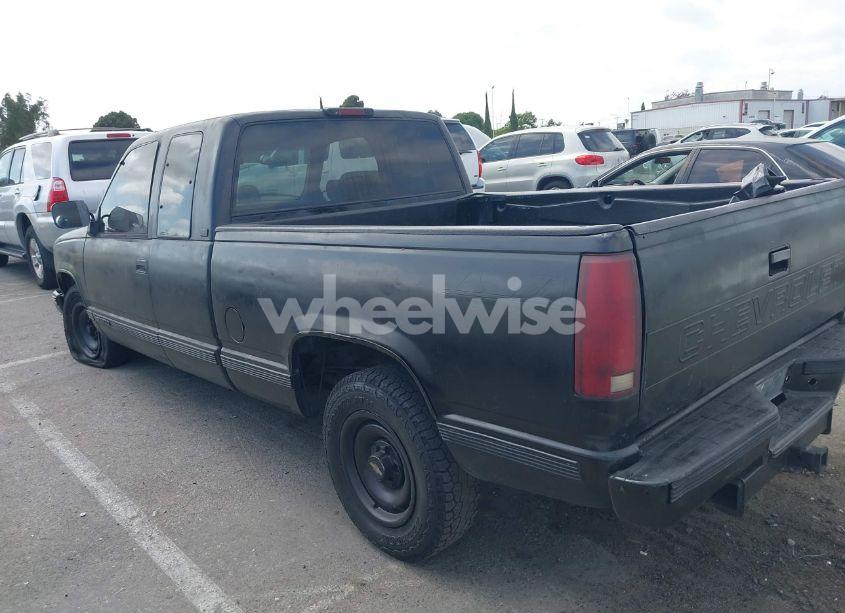 Photo 3 of 1994 Chevrolet Gmt-400 C2500 (VIN 1GCFC29K5RE279978)