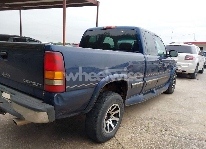 Photo 6 of 2000 Chevrolet Silverado 2500 LS (VIN 1GCFC29U5YE259603)