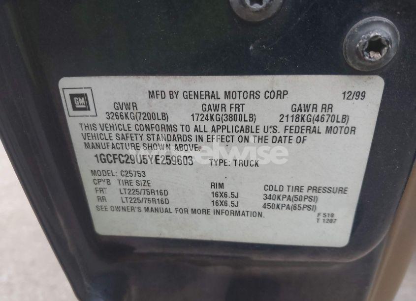 Photo 9 of 2000 Chevrolet Silverado 2500 LS (VIN 1GCFC29U5YE259603)