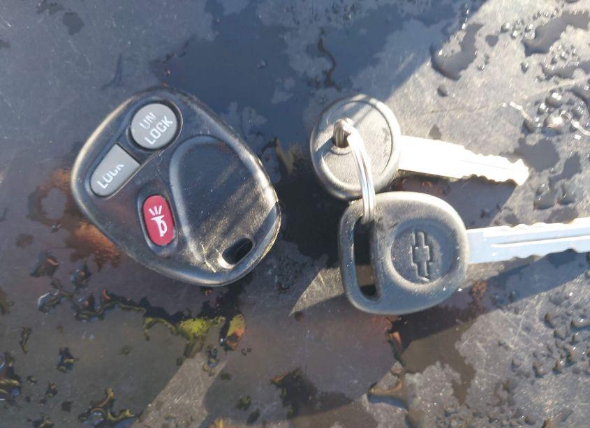 Photo 11 of 1999 Chevrolet Silverado 2500 LS (VIN 1GCFC29U6XZ118031)