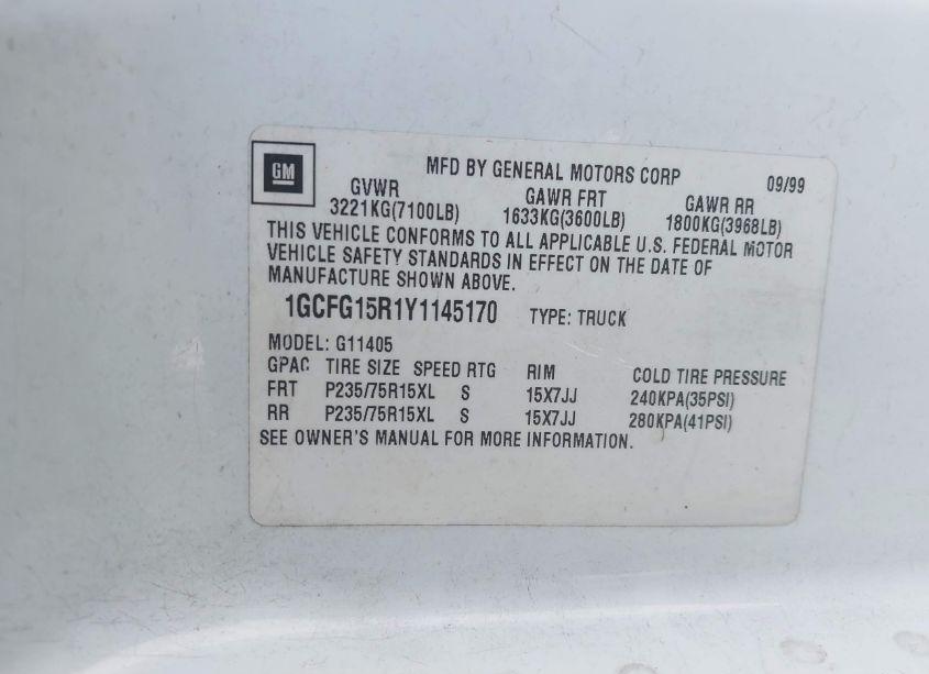 Photo 9 of 2000 Chevrolet Express (VIN 1GCFG15R1Y1145170)