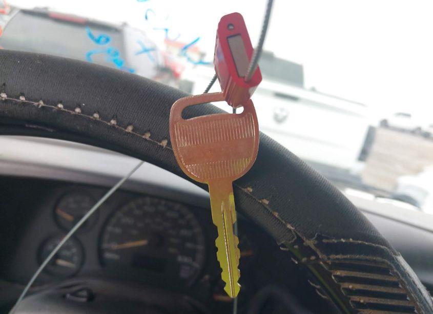 Photo 11 of 2005 Chevrolet Express (VIN 1GCFG15T151240027)