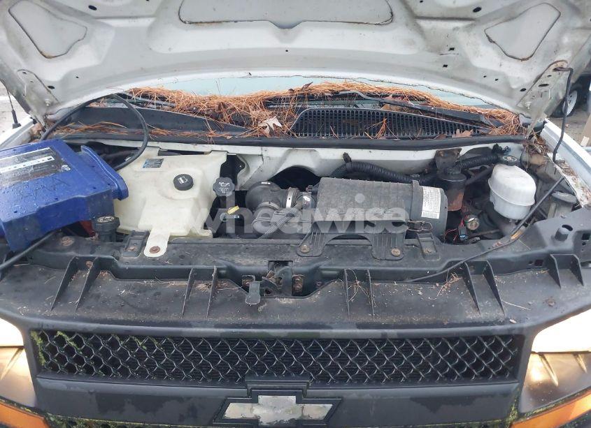 Photo 10 of 2005 Chevrolet Express (VIN 1GCFG15T551187204)