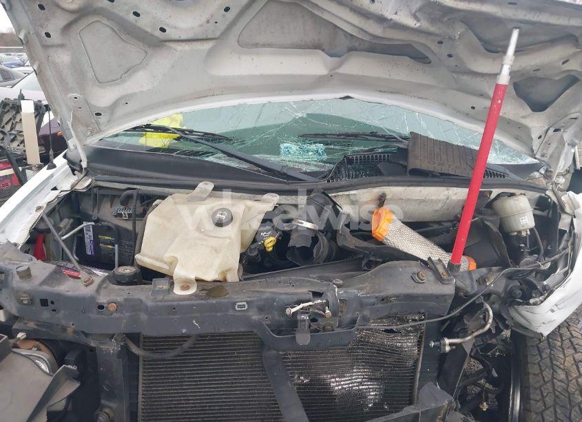 Photo 10 of 2004 Chevrolet Express (VIN 1GCFG15T941137436)