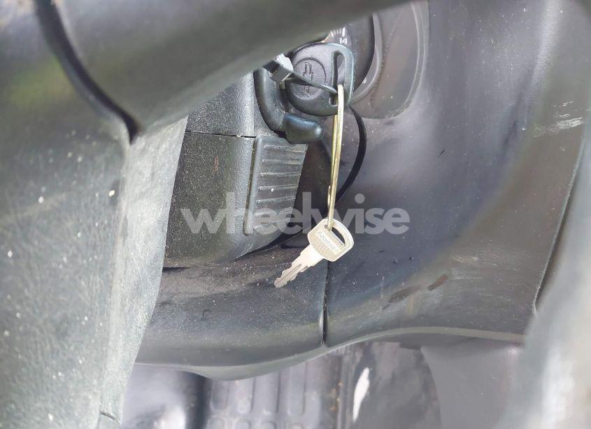 Photo 11 of 2002 Chevrolet Express (VIN 1GCFG15W521246984)