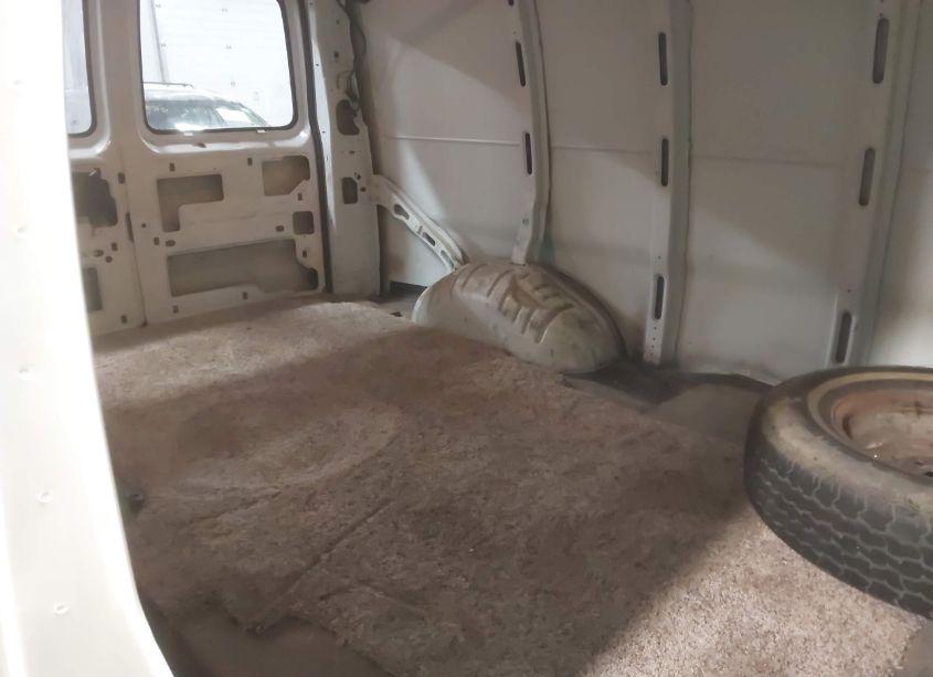 Photo 8 of 2000 Chevrolet Express (VIN 1GCFG15W8Y1119221)