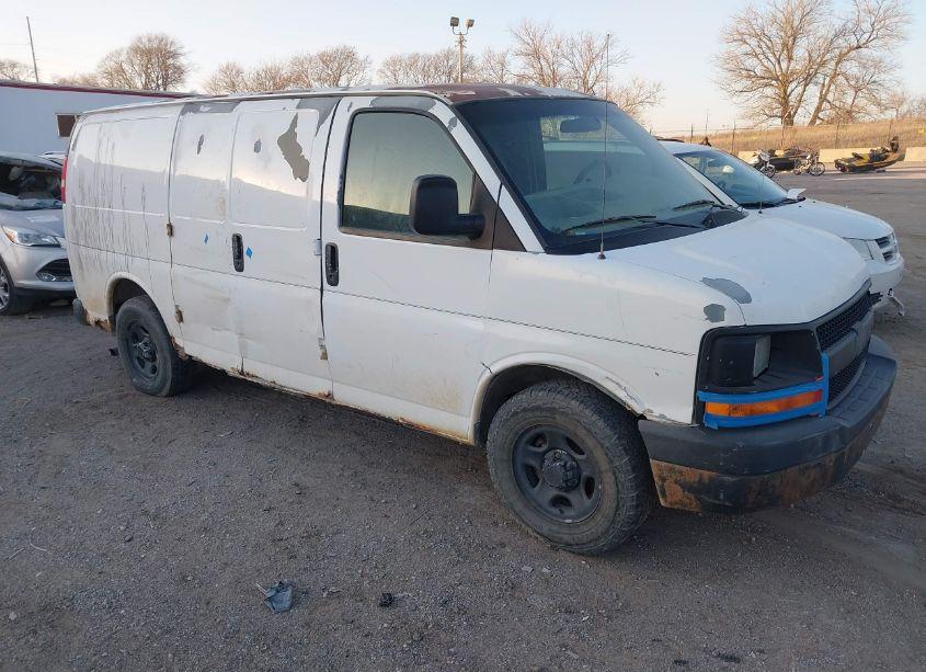 2006 Chevrolet Express WORK VAN (VIN 1GCFG15X061199118) main photo
