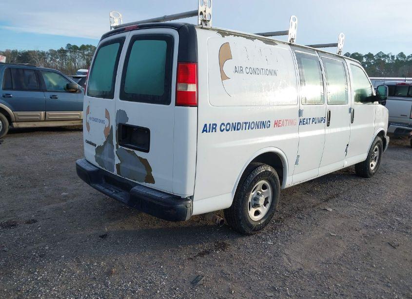 Photo 4 of 2008 Chevrolet Express WORK VAN (VIN 1GCFG15X081122879)
